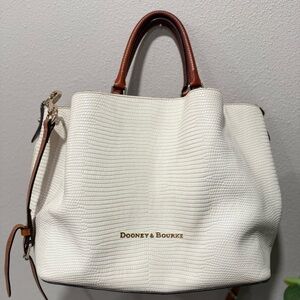 Dooney & Bourke Embossed lizard Barlow Handbag Crossbody Purse